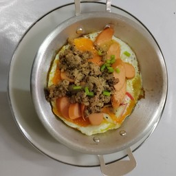 [อร่อยซ่ากับโค้ก] ไข่กะทะทรงเครื่อง +  โค้ก ไม่มีน้ำตาล (ขวด) 