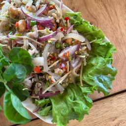 ยำแหนมสดโบราณ