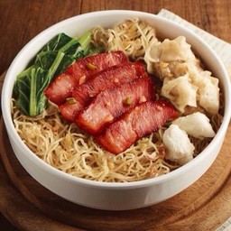 บะหมี่ หมูย่าง หมูกรอบ เกี๊ยวหมู