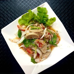 ยำหมูยอ