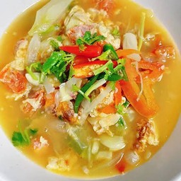 ต้มยำไข่เจียว