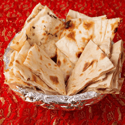 Mixed Breads 4 pcs. (Plain Naan, Garlic Naan, Butter Naan, Roti)