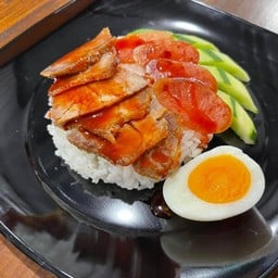 ข้าวหมูแดง
