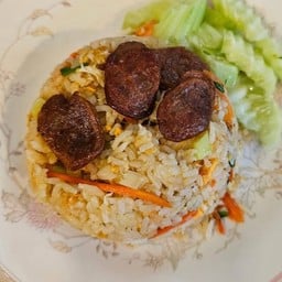 ข้าวผัดไข่กุนเชียง