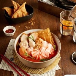 เส้นบะหมี่ เย็นตาโฟ