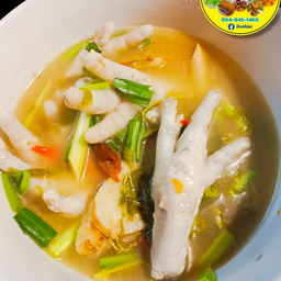 ต้มซุปเปอร์ตีนไก่