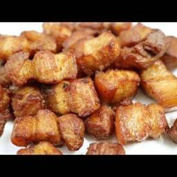 หมูสามชั้นทอดน้ำปลา