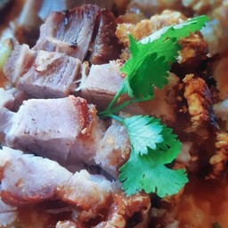 ข้าวไข่ข้นน้ำพริกเผา