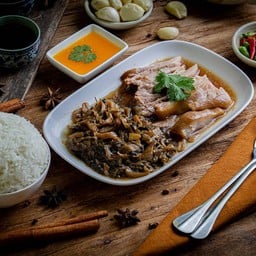 แหม่มขาหมู (ปั๊มคาลเท็กซ์เลียบด่วนสะแกงาม) ปั๊มคาลเท็กซ์เลียบด่วนสะแกงาม