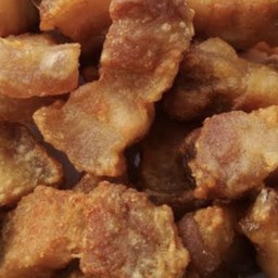 หมูสามชั้นทอดน้ำปลา+น้ำพริกมะเขือเทศ