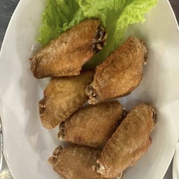ปีกไก่ทอดน้ำปลา