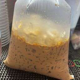 Pung Pond Coffee ตลาดไทยประคอง
