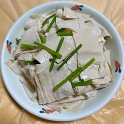 ยำฟองเต้าหู้