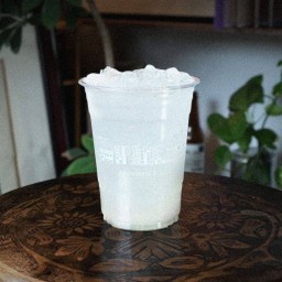 ลิ้นจี่ โซดา