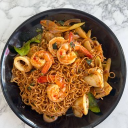 มาม่าขี้เมาทะเล