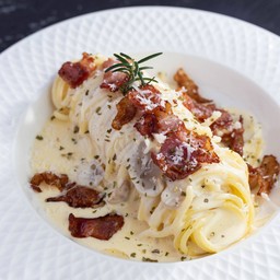 พาสต้าคาโบนารา