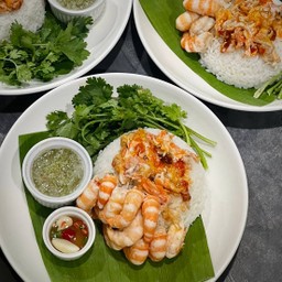 ข้าวหน้ากุ้งแกะ