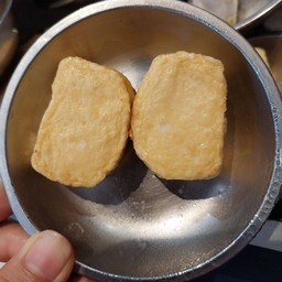 เต้าหู้ปลาครึ่งวงกลม