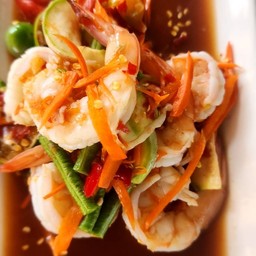 ตำเหลาปลาร้ากุ้งลวก