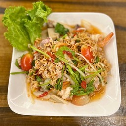 ยำมาม่าทะเล