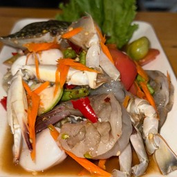 ตำเหลาปูม้ากุ้งสด ปลาร้า