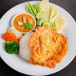 ข้าว+ชุดน้ำพริกไข่ปู+ไข่เจียวราด ผักแกล้ม ผักเคียง