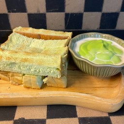 ปังปิ้งใบเตย + สังขยา