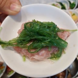 หมูหน้ายำสาหร่าย