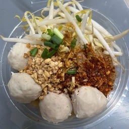 เล็กแห้ง
