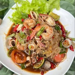 ตำเส้นเล็ก กุ้ง ปลาหมึก หอยแครง