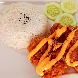 ข้าวไก่กรอบชีสสไปซี่