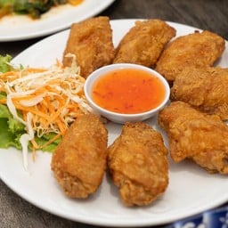 ปีกไก่ทอดน้ำปลา