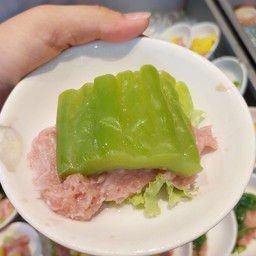 หมูหน้ามะระ