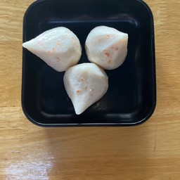 คริสตัลใส้ไข่เค็ม