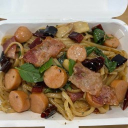 ครัวบ้านผม (สปาเก็ตตี้ผัดพริกแห้ง)