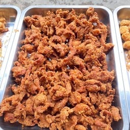 หนังไก่เขย่า