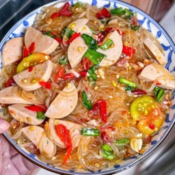 ตำเส้นเล็กหมูยอ