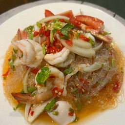 ยำวุ้นเส้นทะเล