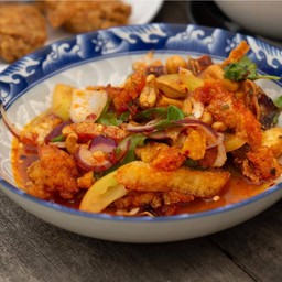 ยำสามกรอบ