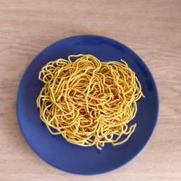 ราดหน้ารุ่งเรือง