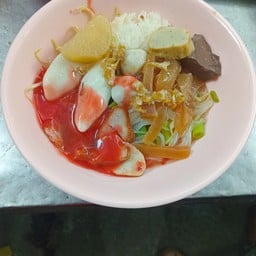 เส้นใหญ่เย็นตาโฟ