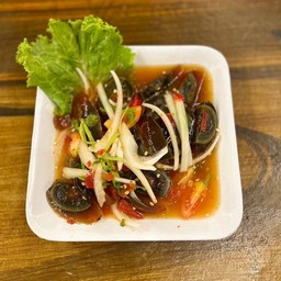 ยำไข่เยี่ยวม้า