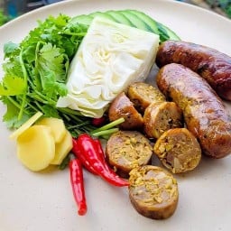 ปิ่นร้านอาหาร - หน้าวัดสันกำแพง