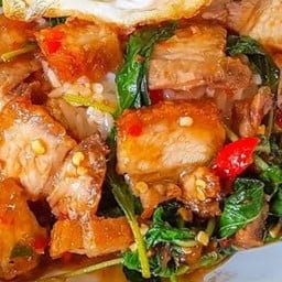 โกอ่างกระเพาะปลา ข้าวหมูกรอบ บะหมี่หมูแดง -