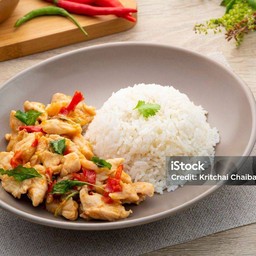 ยำขนมจีนคุณวรรณ(ครัวคุณวรรณ) ค่ายเอราวัณ