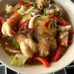 ยำวุ้นเส้นทะเล