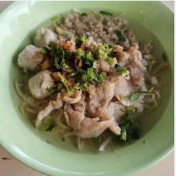 ก๋วยเตี๋ยวหมู