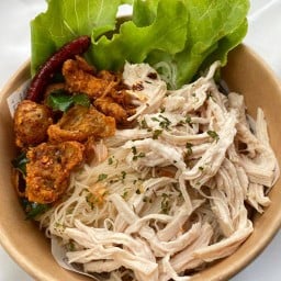 หมี่ไก่ฉีกฮาลาล(Niracha)