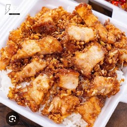 ครัวหมูกรอบตาอ๊อด