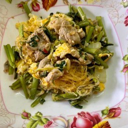 Whale402 (ตามสั่ง/ข้าวยำไก่แซ่บ/ข้าวไข่ข้น)